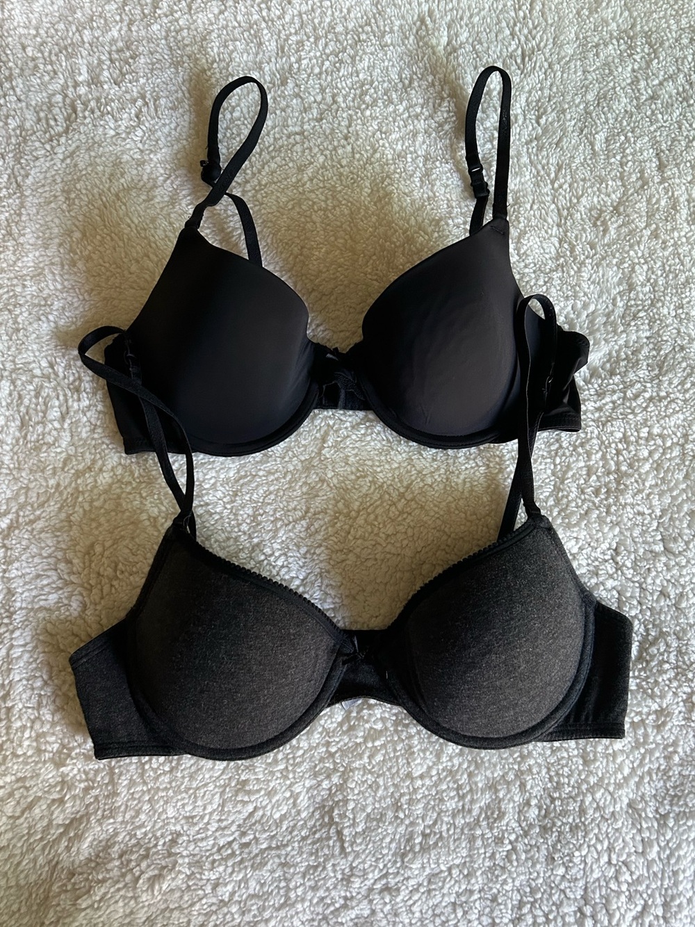 2 Aerie “Hannah” Bras